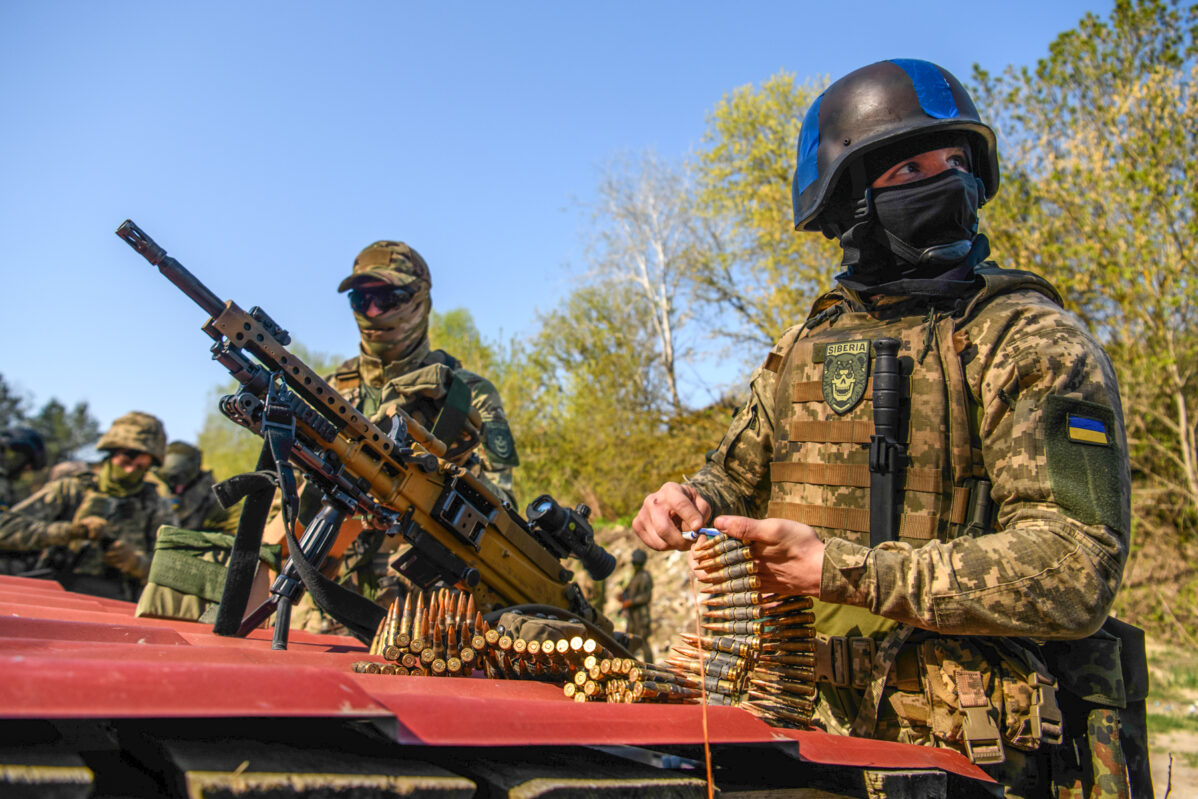 Военнослужащие «Сибирского батальона» принимают участие в военных учениях в Киевской области
