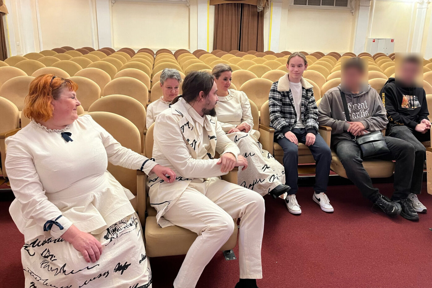 Чувашский театр кукол. Встреча артистов со студентами второго курса журфака ЧГУ
