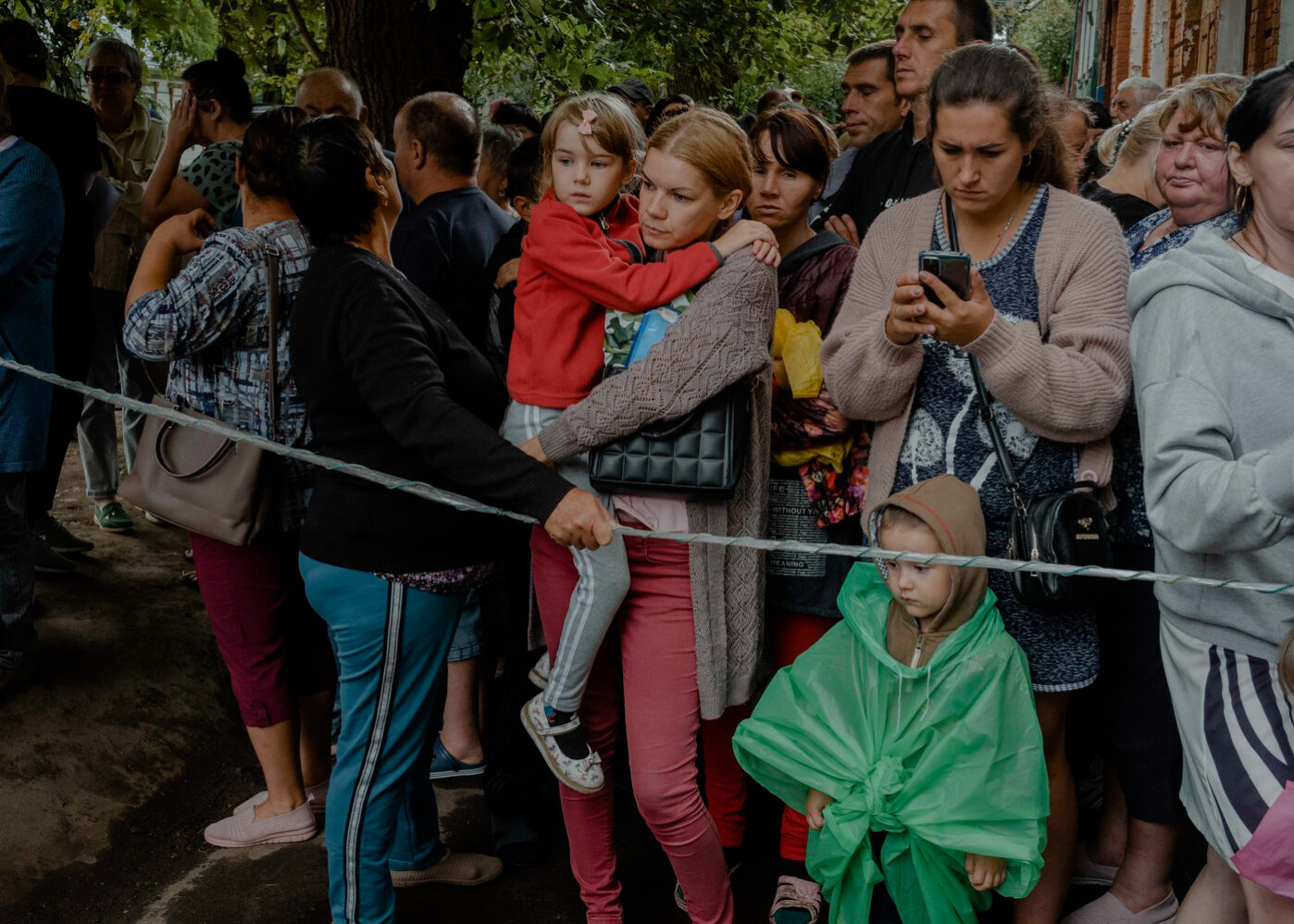 Год с вторжения ВСУ в Курскую область: раздача гуманитарной помощи в Курске