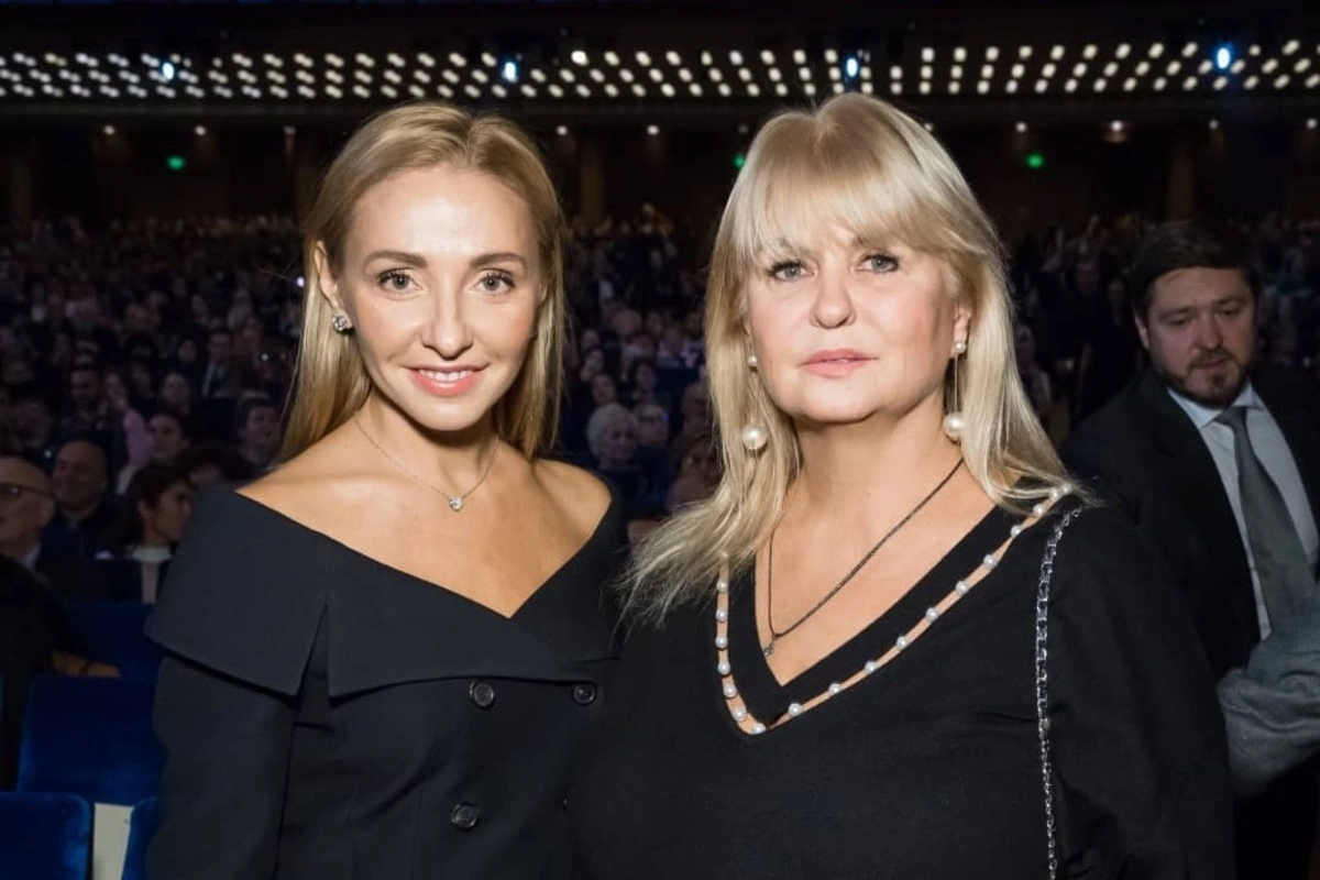 Тёща Дмитрия Пескова Раиса Навка за месяц открыла два новых бизнеса в области ресторанного обслуживания и строительства