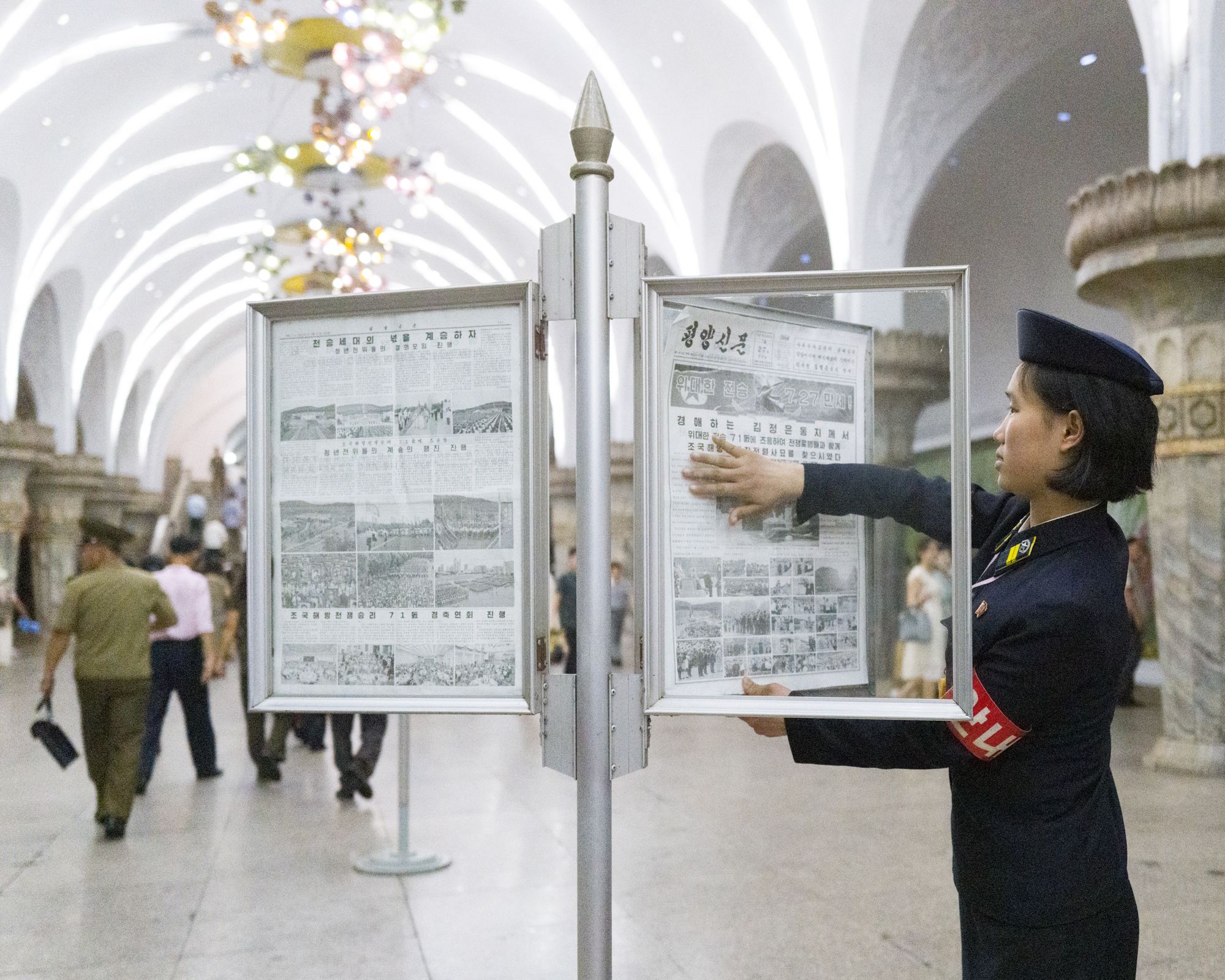 Туристам обычно показывают три станции метро в Пхеньяне, Северная Корея
