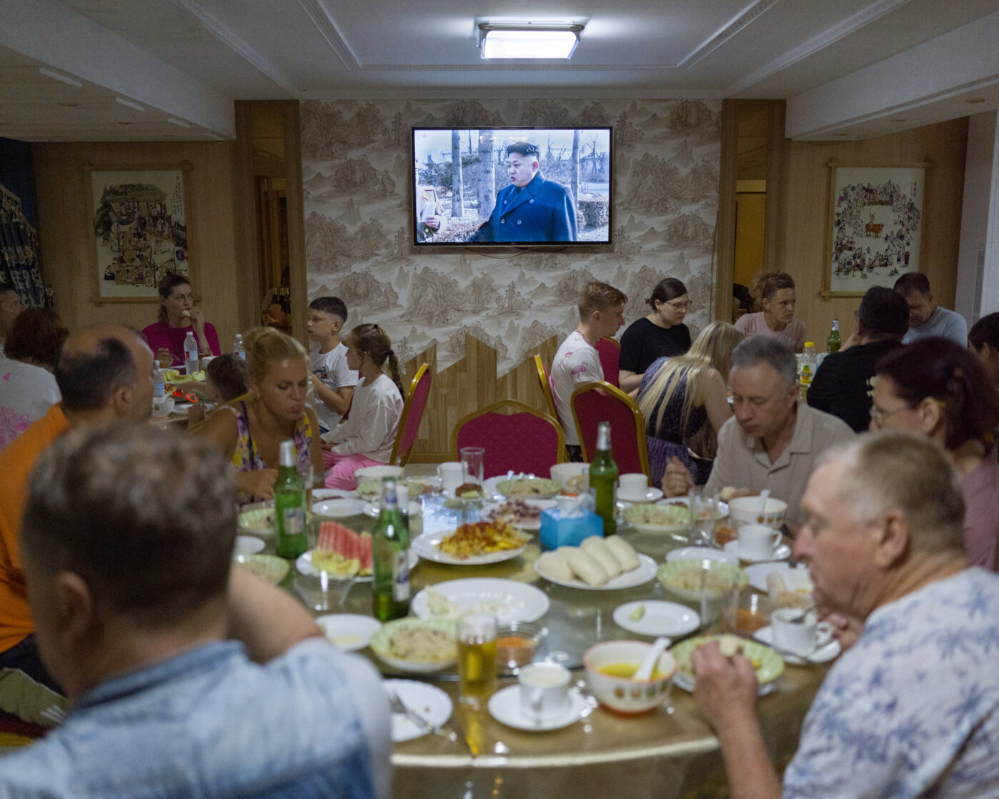 Ужин в отеле в Северной Корее