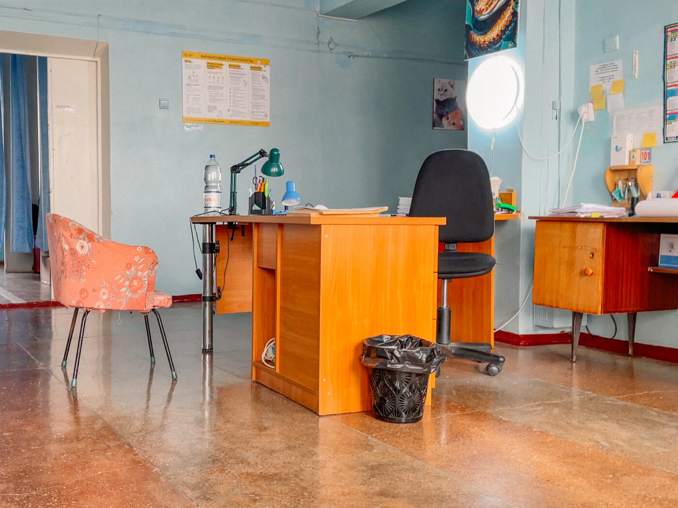 Районная больница в Каланчаке — одно из немногих учреждений, которое работает в оккупации. Школы и предприятия — закрываются