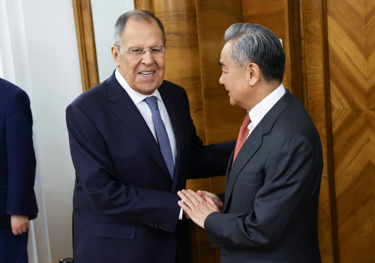 Министр иностранных дел России Сергей Лавров пропускает важные международные встречи после срыва с Путиным и Трампом