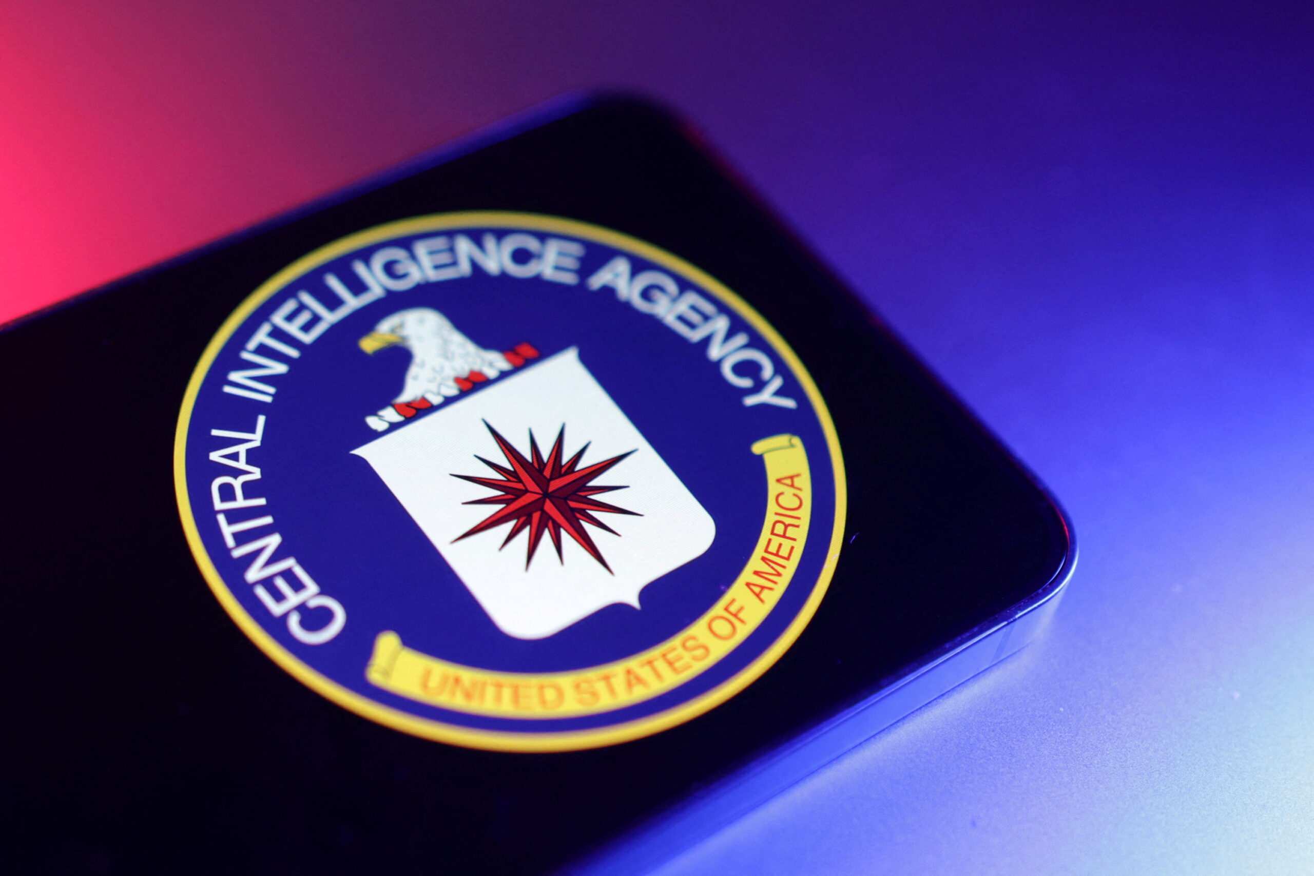 Суд запретил видеоролики ЦРУ, в которых граждан призывали выходить на контакт со спецслужбой