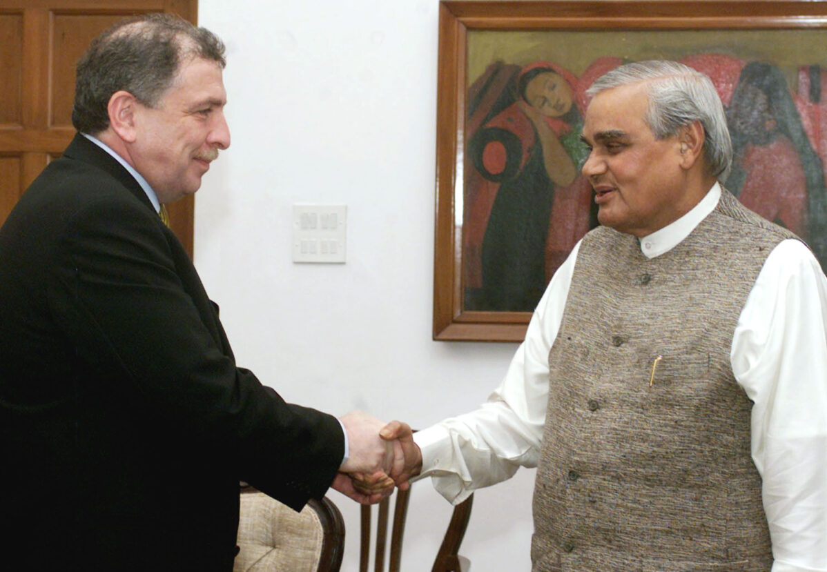 В&nbsp;1998 году Илья Клебанов стал первым вице-губернатором Санкт-Петербурга, а&nbsp;уже через полтора года стал заместителем председателя правительства