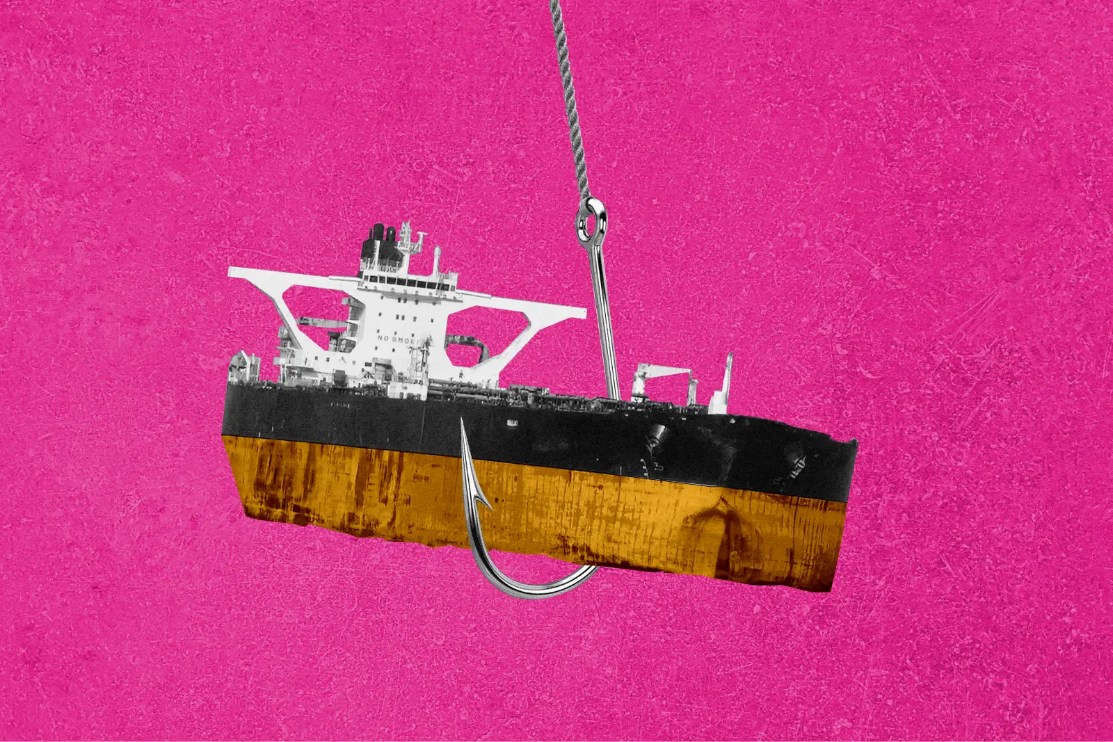 Фальшивые флаги, бунт после перехода под флаг РФ и игнорирование требований береговой охраны США: моряки Marinera рассказали подробности захвата танкера