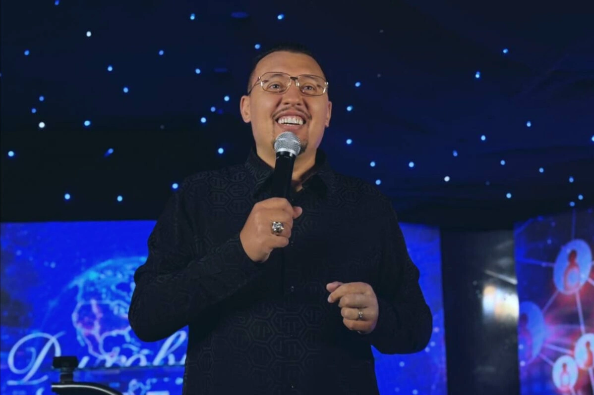 Владимир Мунтян в&nbsp;2012 году основал свою религиозную организацию харизматического типа&nbsp;— «Духовный центр „Возрождение“»