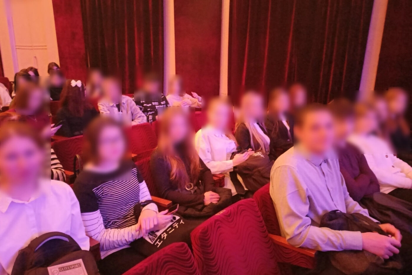 В Орловской области для старшеклассников пролайф-активисты провели «шоу» с вопросами о «нерождённом ребёнке», целомудрии и «причинах абортов»