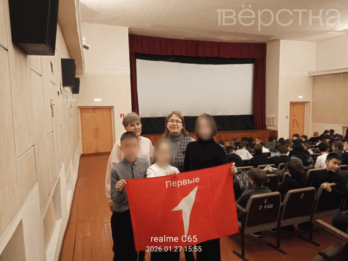 Школьников массово отправили в кинотеатры на просмотр ремейка мультфильма «Простоквашино»