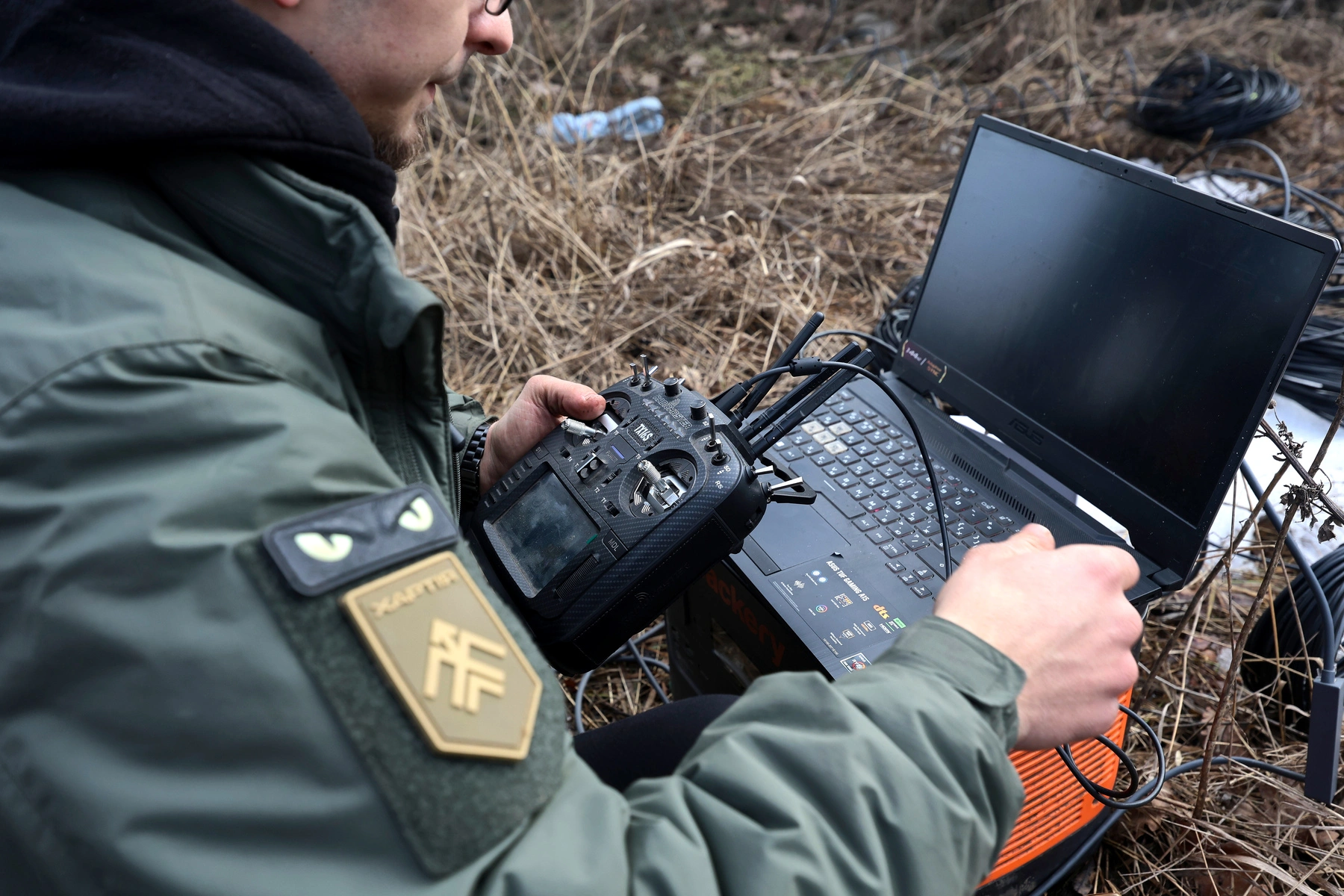 Пожар на нефтебазе после атаки беспилотников в Лабинске