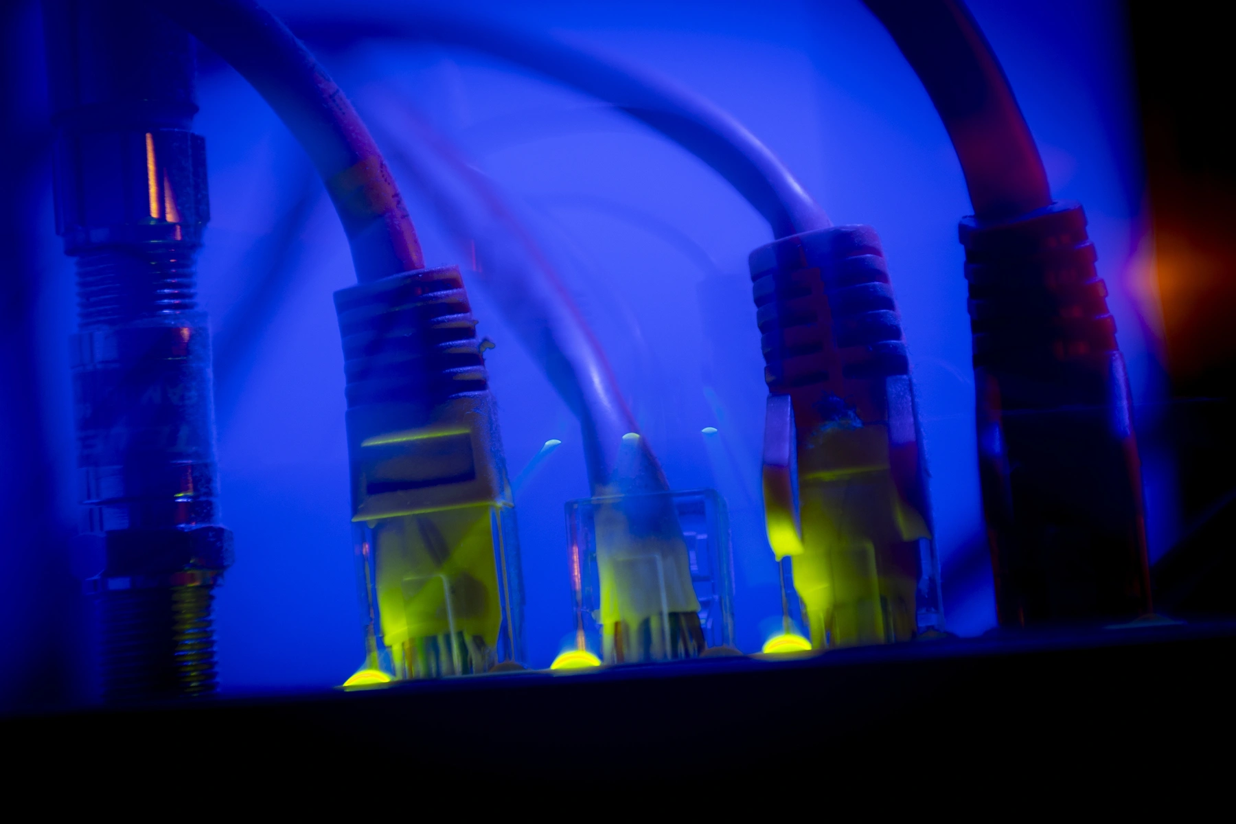 Региональные провайдеры предупредили о риске кратного роста стоимости домашнего интернета из-за новых инициатив Минцифры