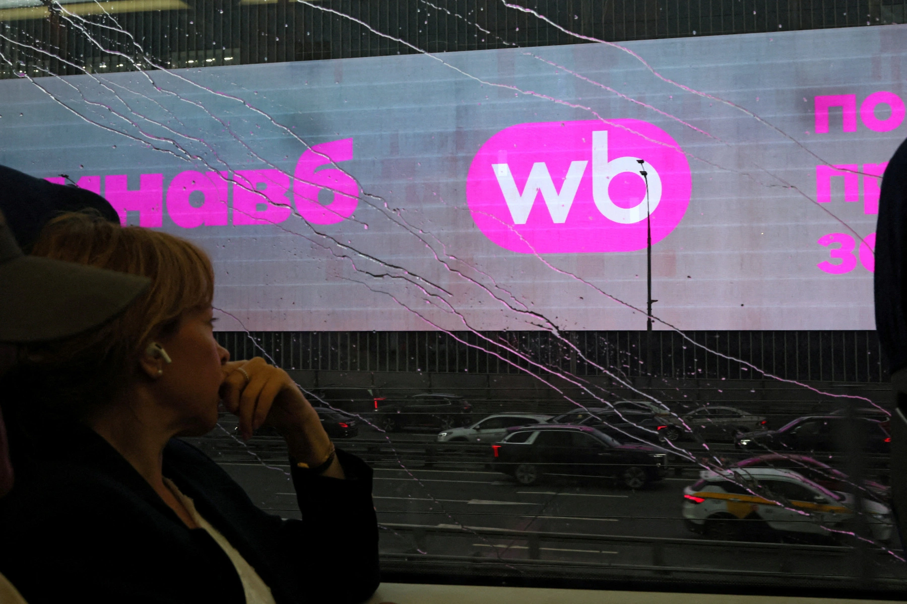 Wildberries запретил селлерам поставлять товары на склады по всей России, кроме подмосковного Коледино