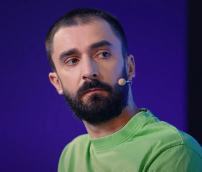 Евгений Новиков