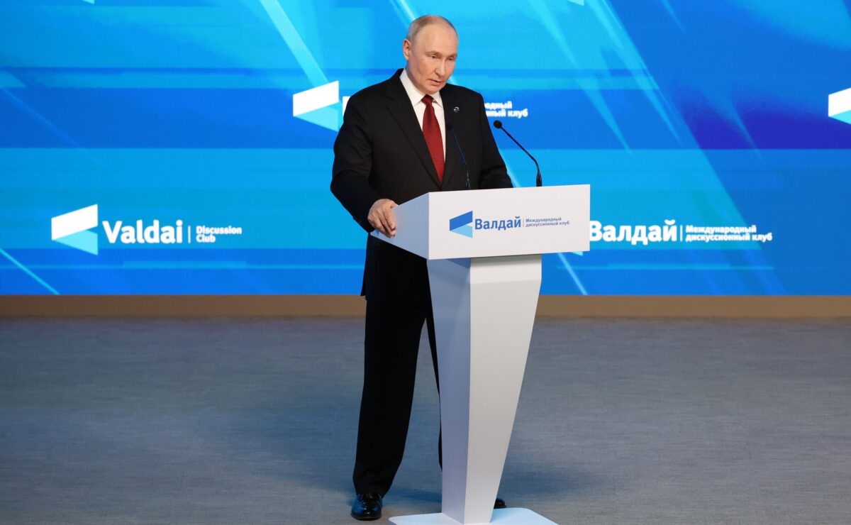 Путин допустил применение ядерного оружия и предупредил о «фатальной точке невозврата»